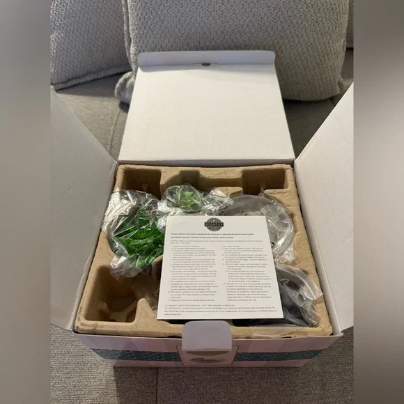 Scentsy Little Garden Warmer - Picture 5 of 7